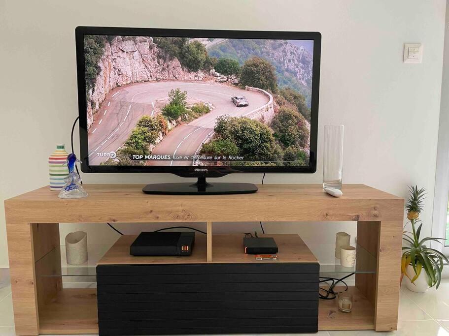 Superbe Appartement Carre Delfino Port De Nice Eksteriør billede